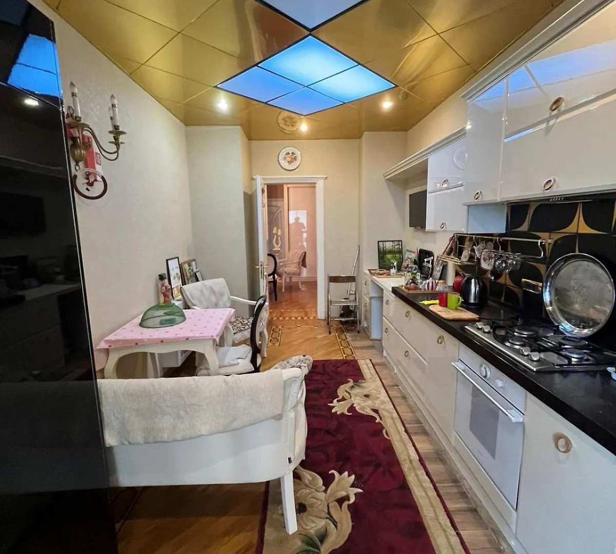 Apartament 3 Bedrooms Near Sea Boulevard Baku Apartment